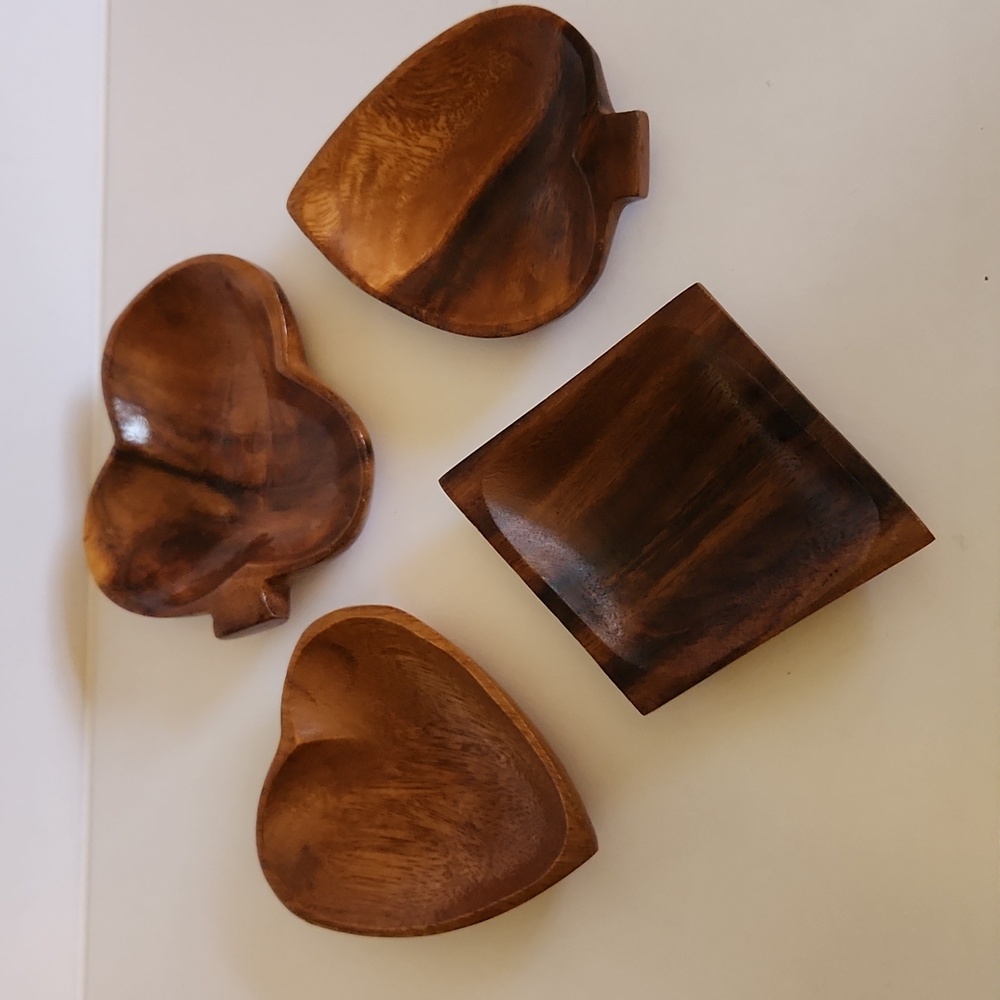 Playing Card Suits Wooden Decorative  Nut/Candy Dish Set